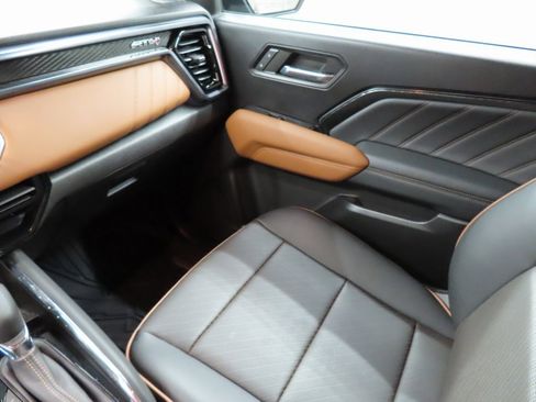 Used 2024 GMC Canyon AT4 w/ AT4 Premium Package image 22