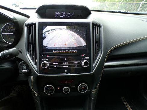 Used 2022 Subaru Crosstrek 2.5i Sport w/ Moonroof Package AWD/4WD image 27