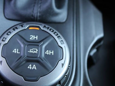 Used 2022 Ford Bronco Badlands AWD/4WD image 32