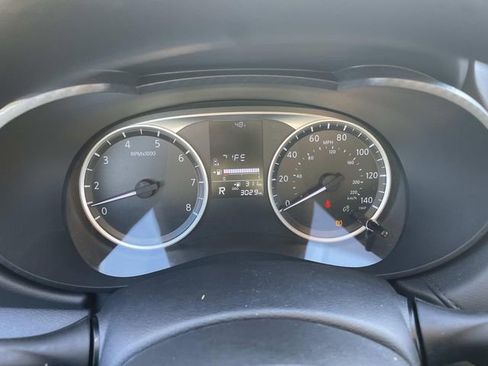 Certified 2025 Nissan Versa S w/ S Plus Package image 30