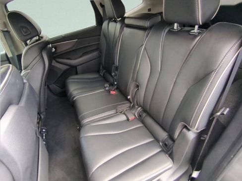 Used 2024 Acura MDX SH-AWD w/ Advance Package image 10