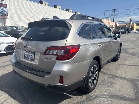 Used 2016 Subaru Outback 2.5i Limited AWD/4WD image 7