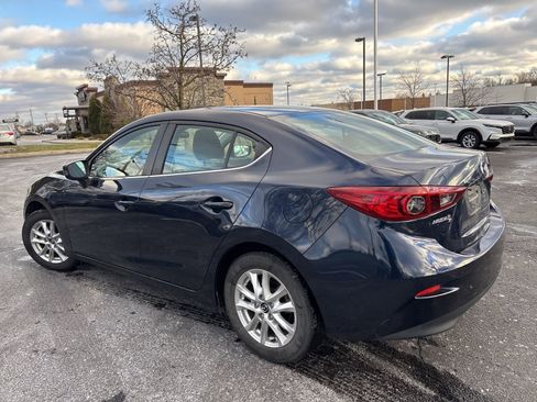 Used 2016 MAZDA MAZDA3 i Sport w/ Preferred Equipment Package image 11