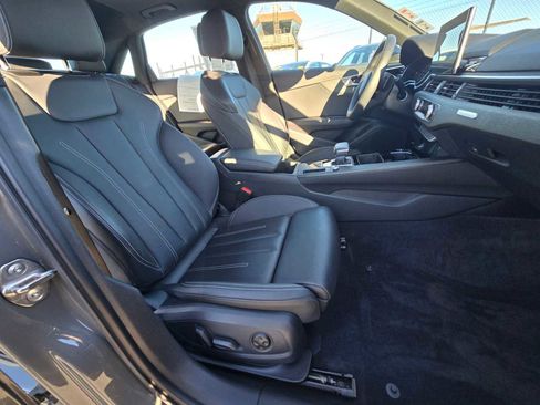 Used 2023 Audi A4 2.0T Premium w/ Convenience Package image 11