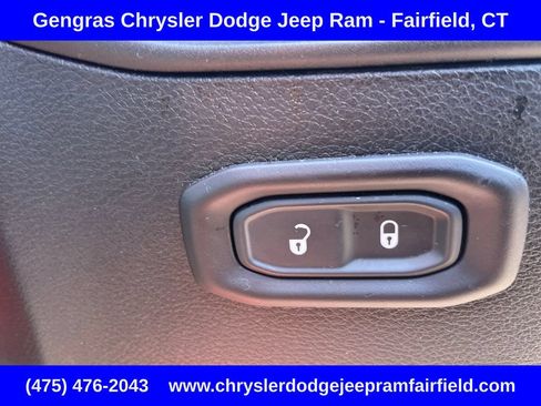 Used 2019 Jeep Wrangler Unlimited Sport S AWD/4WD image 19