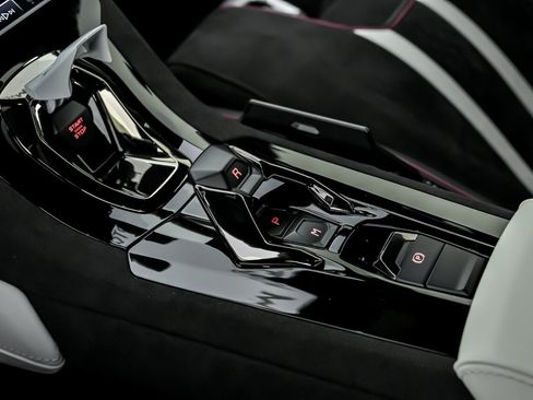 Used 2023 Lamborghini Huracan Tecnica image 40