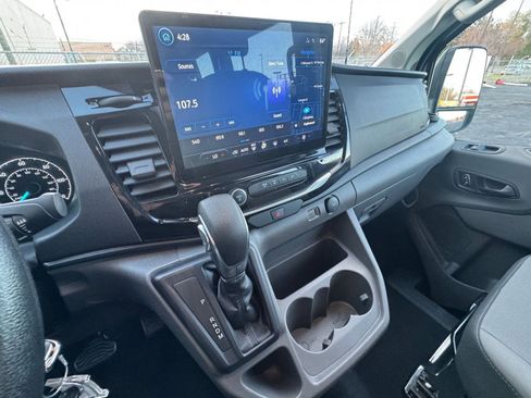 Used 2024 Ford Transit 350 XLT image 40