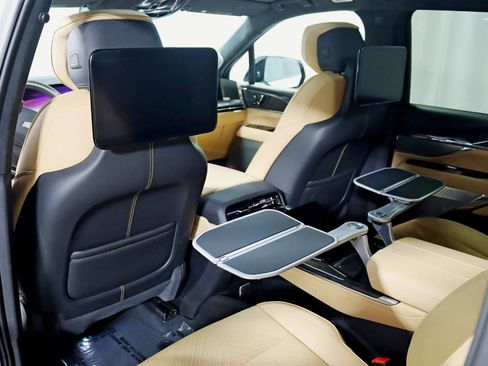 Used 2025 Cadillac Escalade IQ Sport 2 AWD/4WD image 40