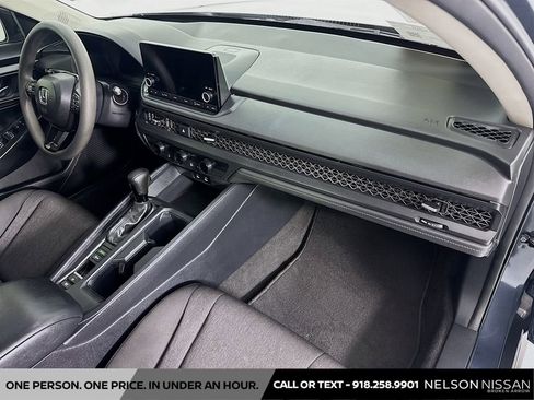 Used 2023 Honda Accord EX image 28