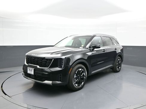 New 2026 Kia Sorento S w/ S Panoramic Sunroof Package FWD image 1