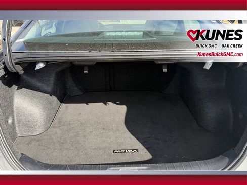 Used 2025 Nissan Altima 2.5 SR image 6