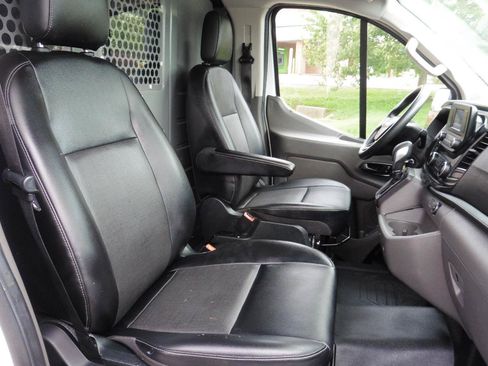 Used 2020 Ford Transit 150 Low Roof RWD image 12