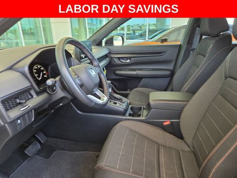 Used 2025 Honda CR-V Sport image 9