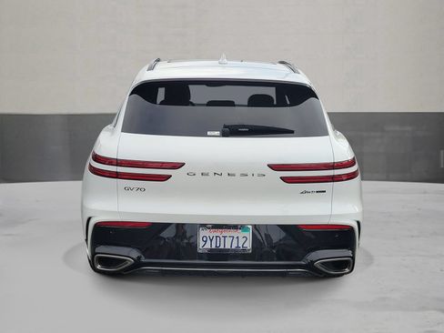 Certified 2026 Genesis GV70 3.5T Sport Advanced AWD/4WD image 4