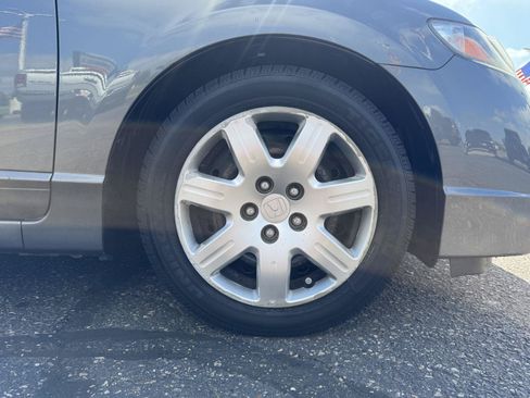 Used 2011 Honda Civic LX image 9