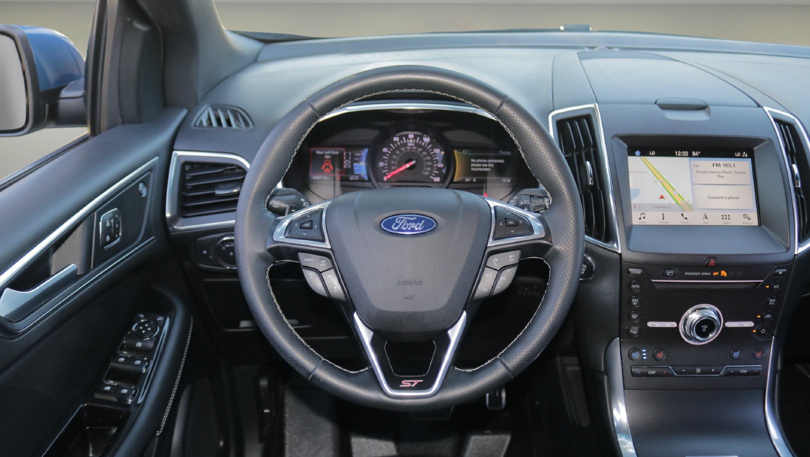 Used 2019 Ford Edge ST w/ Equipment Group 401A AWD/4WD image 14