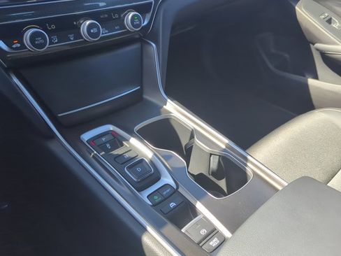 Used 2022 Honda Accord Sport image 14