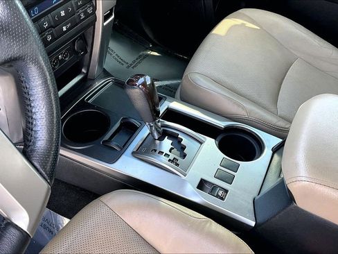 Used 2014 Toyota 4Runner Limited image 15
