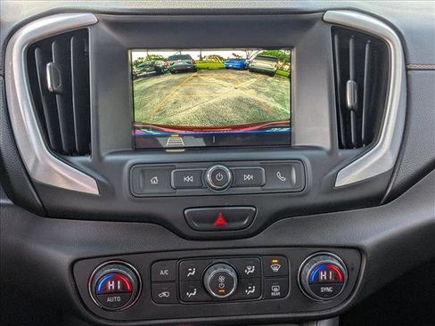 Used 2019 GMC Terrain SLE w/ Driver Convenience Package image 14