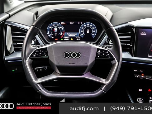 Used 2024 Audi Q4 e-tron Premium Plus image 19