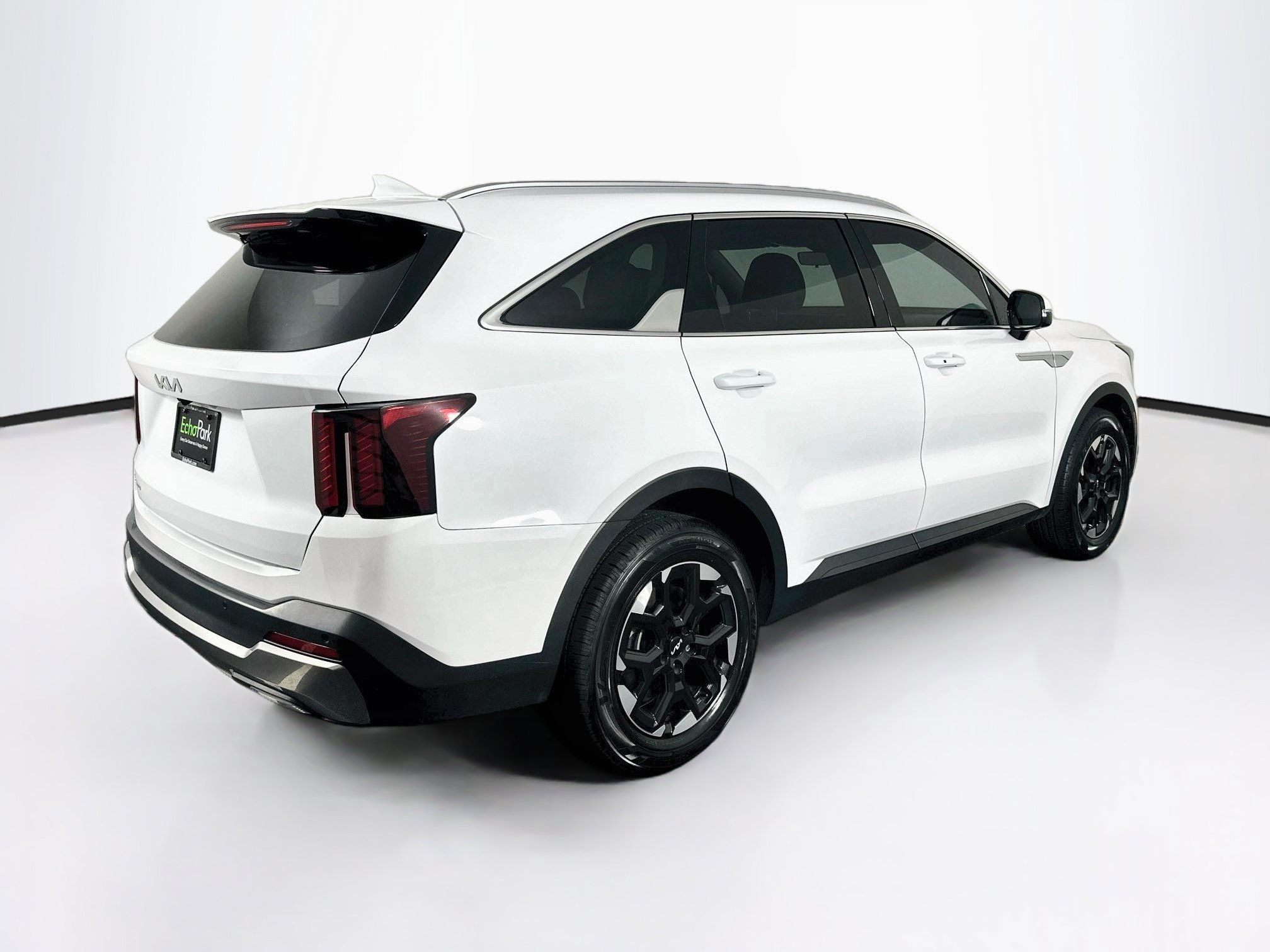 Used 2025 Kia Sorento S w/ Panoramic Sunroof Package FWD image 9