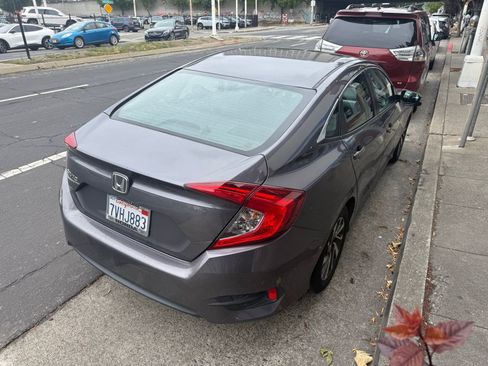 Used 2016 Honda Civic EX image 5