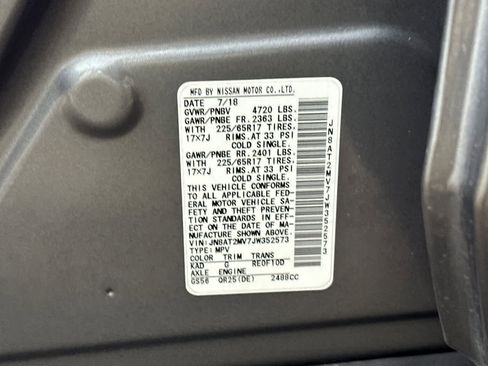 Used 2018 Nissan Rogue SV image 28