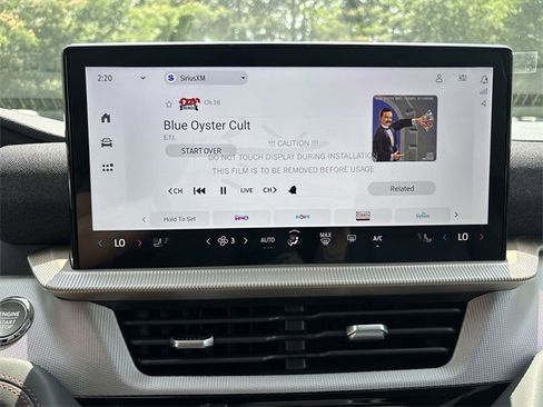 New 2025 Ford Explorer Active w/ Active Comfort Package image 16