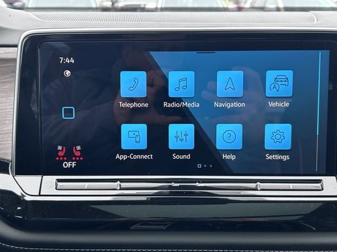 New 2026 Volkswagen Atlas SEL Premium R-Line AWD/4WD image 15