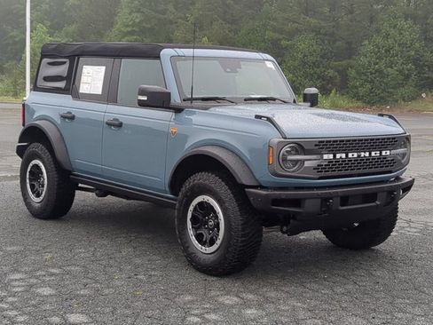 Certified 2023 Ford Bronco Badlands w/ Sasquatch Package AWD/4WD image 2