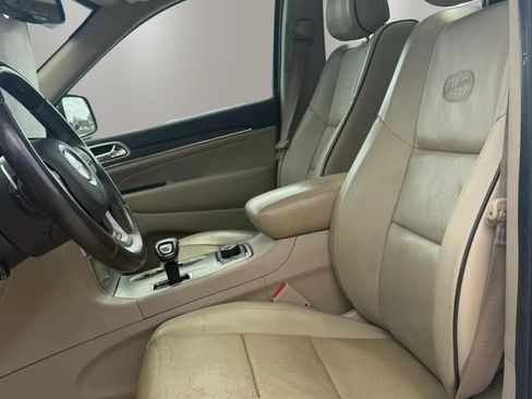 Used 2014 Jeep Grand Cherokee Overland AWD/4WD image 15
