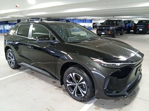 Used 2025 Toyota bZ4X FWD w/ Weather Package image 3