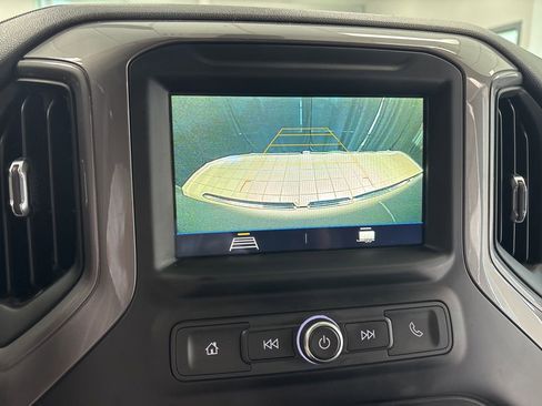 Used 2019 GMC Sierra 1500 4x4 Crew Cab w/ Convenience Package image 23