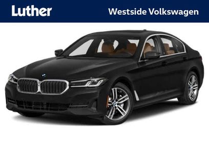Used 2022 BMW 530i xDrive w/ M Sport Package
