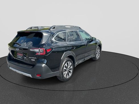 Certified 2025 Subaru Outback Limited AWD/4WD image 8