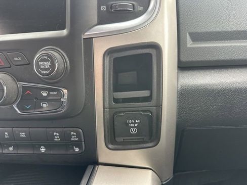 Used 2016 RAM 1500 Big Horn AWD/4WD image 18