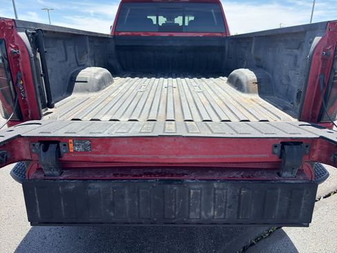 Used 2025 GMC Sierra 3500 AT4 w/ AT4 Premium Plus Package AWD/4WD image 7