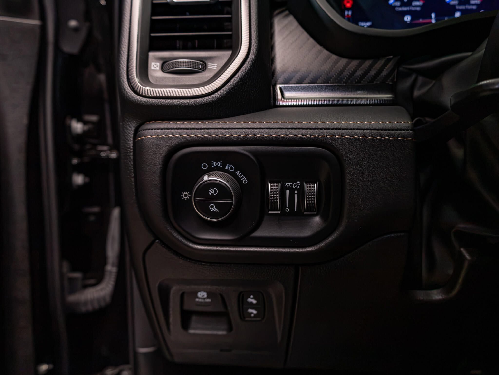 Used 2024 RAM 1500 TRX AWD/4WD image 23
