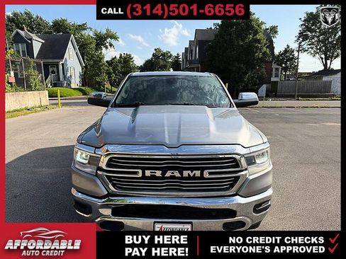 Used 2019 RAM 1500 Laramie AWD/4WD image 8