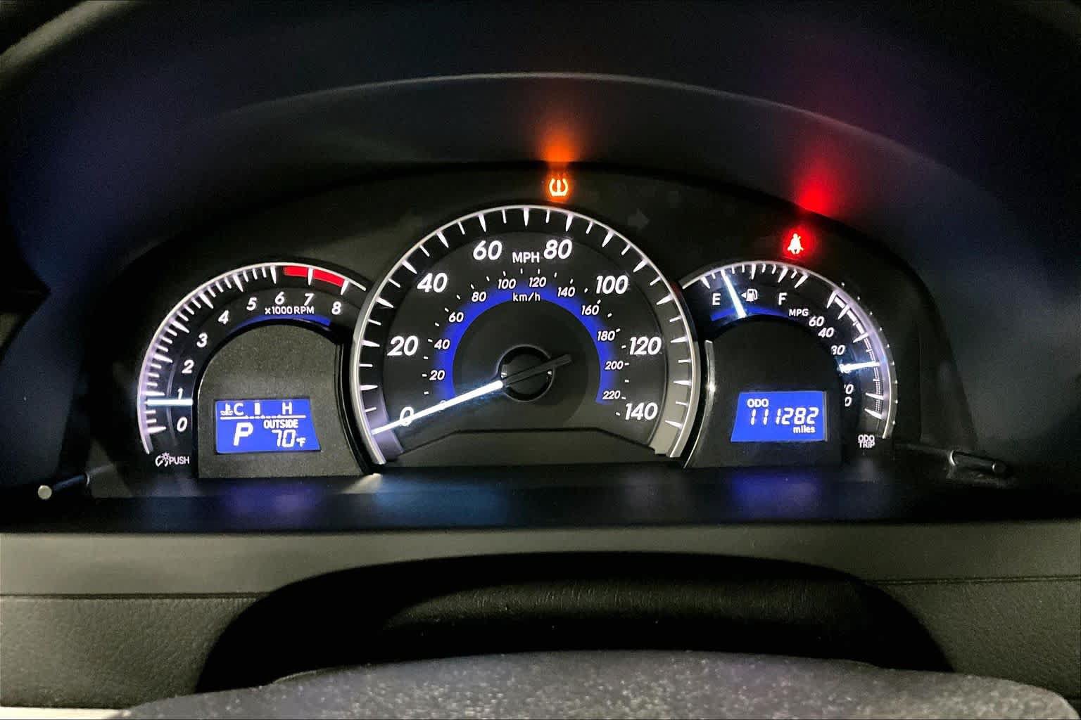 Used 2014 Toyota Camry XLE FWD image 25