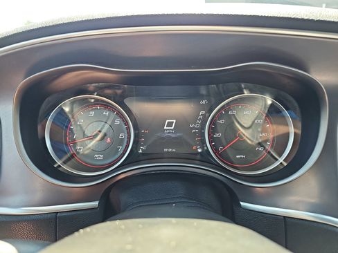 Used 2021 Dodge Charger SXT w/ Leather Interior Group RWD image 20