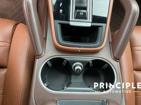 Used 2019 Porsche Cayenne S AWD/4WD image 17