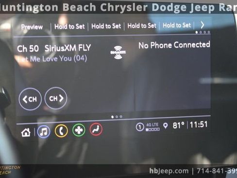 Used 2023 Chevrolet Corvette Stingray Convertible w/ Z51 Performance Package image 24