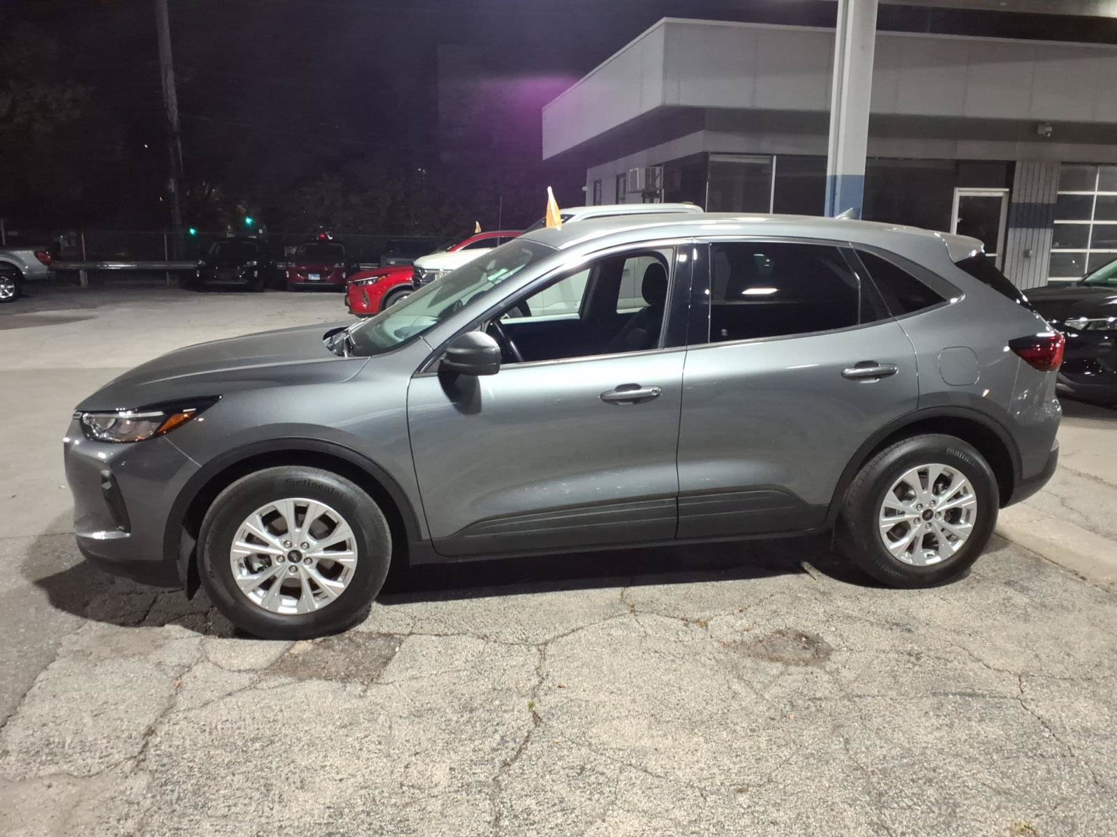 Certified 2023 Ford Escape Active AWD/4WD image 6