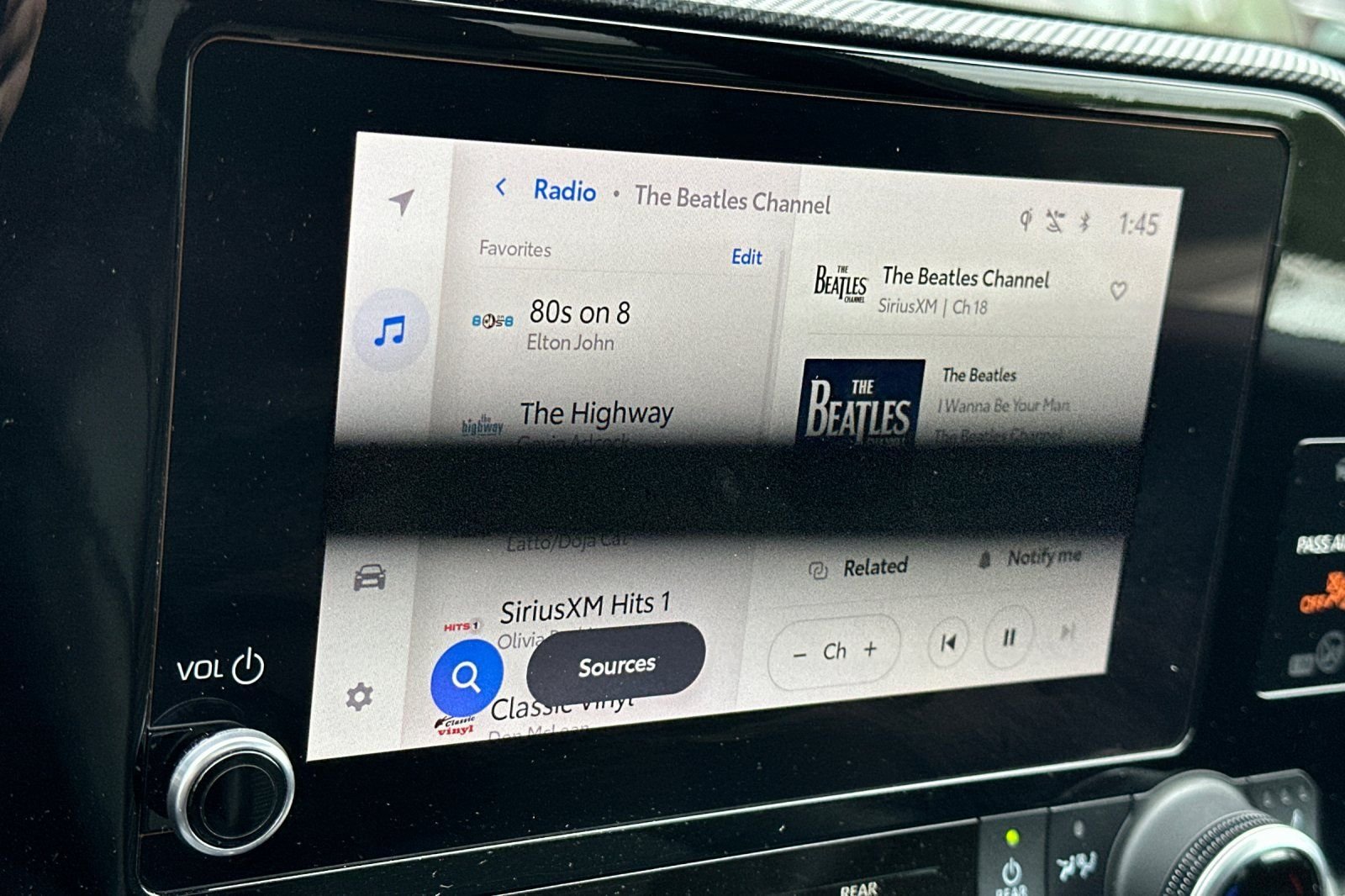 Used 2023 Toyota Highlander XSE AWD/4WD image 22