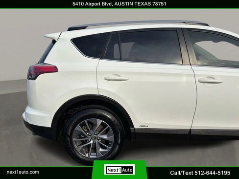 Used 2018 Toyota RAV4 XLE image 6