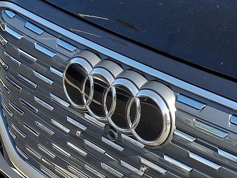 Used 2023 Audi Q4 e-tron Prestige w/ 20" Wheel Package image 29