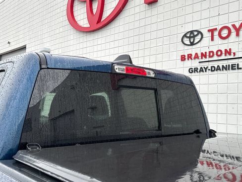 Used 2021 RAM 1500 Big Horn AWD/4WD image 32