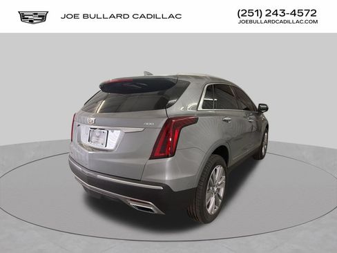 New 2026 Cadillac XT5 Premium Luxury w/ Driver Assist Package FWD image 4