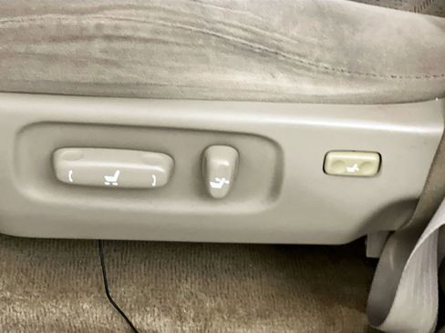 Used 2006 Toyota Tundra Limited image 15